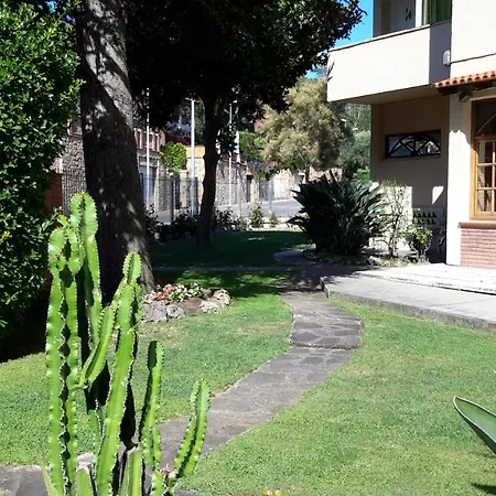 Apartment Domenech Carles 2 *